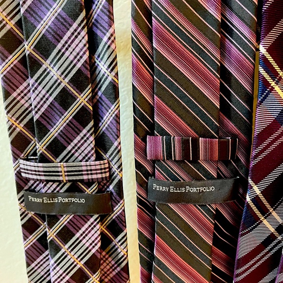 Men’s Ties - Picture 2 of 3